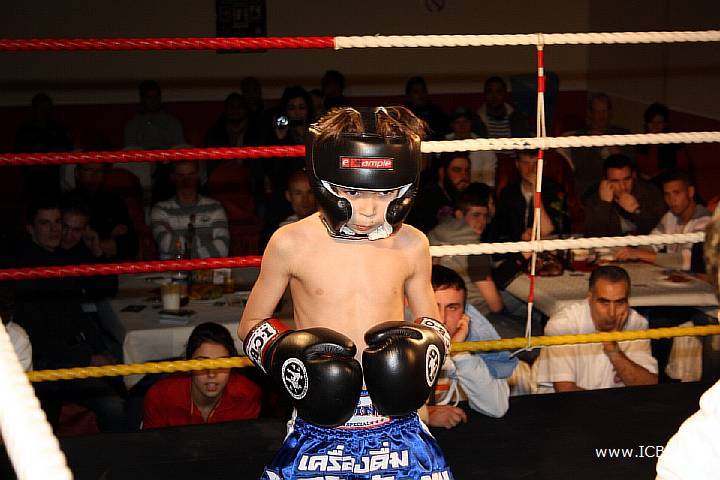 091218_0059_demir-el-abadi_k1_fight_night_ii.jpg